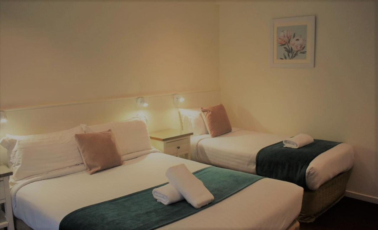 Sanctuary House Resort Motel Гілсвілл Екстер'єр фото