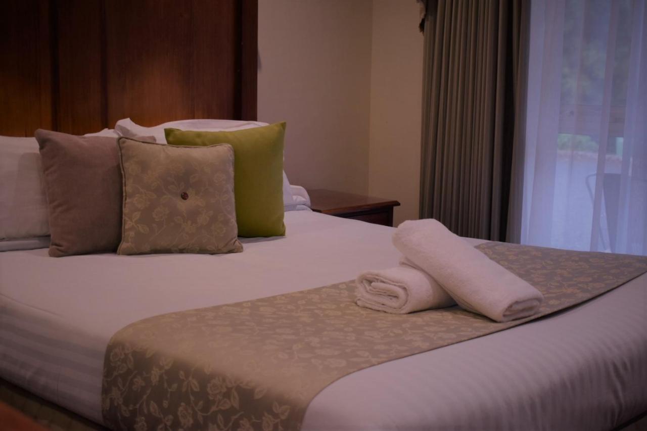 Sanctuary House Resort Motel Гілсвілл Екстер'єр фото